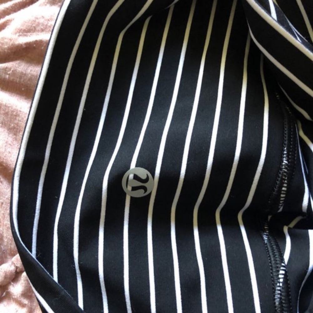 Lululemon striped Wunder Under leggings 🖤🤍 NWOT